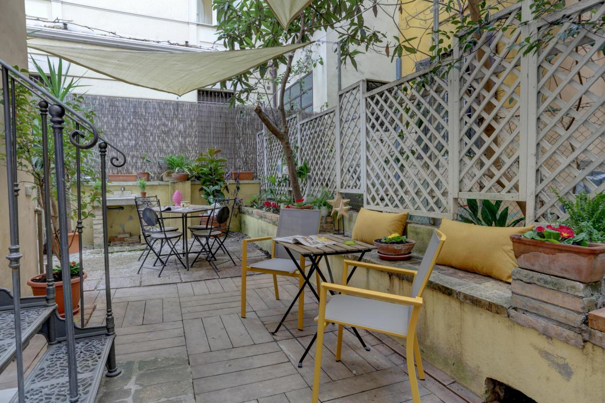 Colosseo Secret Garden - Home And More Рим Екстер'єр фото